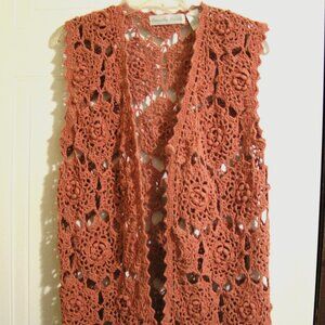 DUSTY ROSE SILK/COTTON CROCHETED VEST M